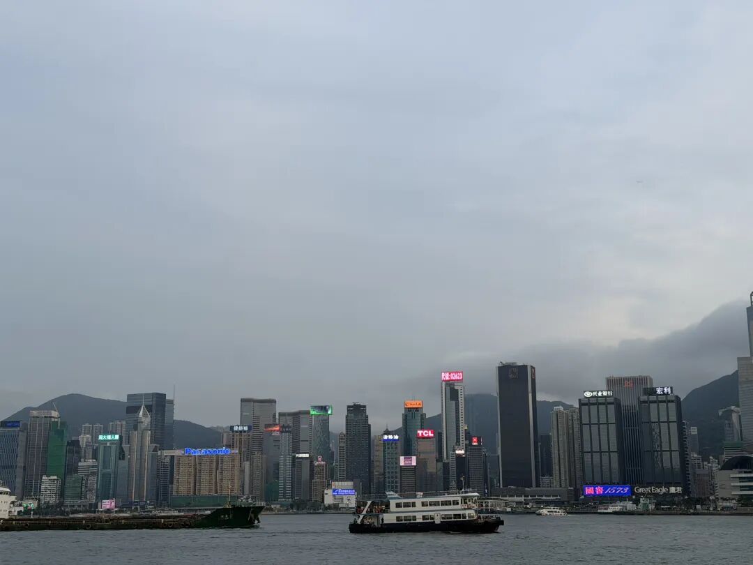 特朗普落地中国，警惕美股加密的两个极端情况。-皆妙笔